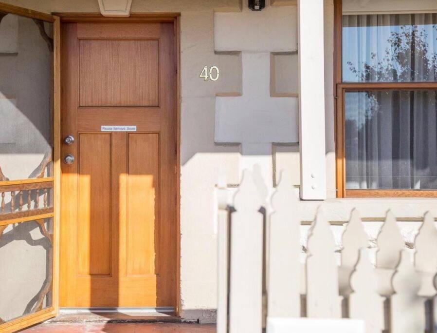 Cornelias Cottage Mount Gambier Central Exterior foto